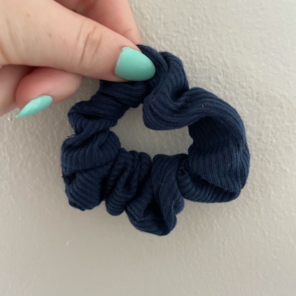Scrunchie Bundle - Picture 5 of 5